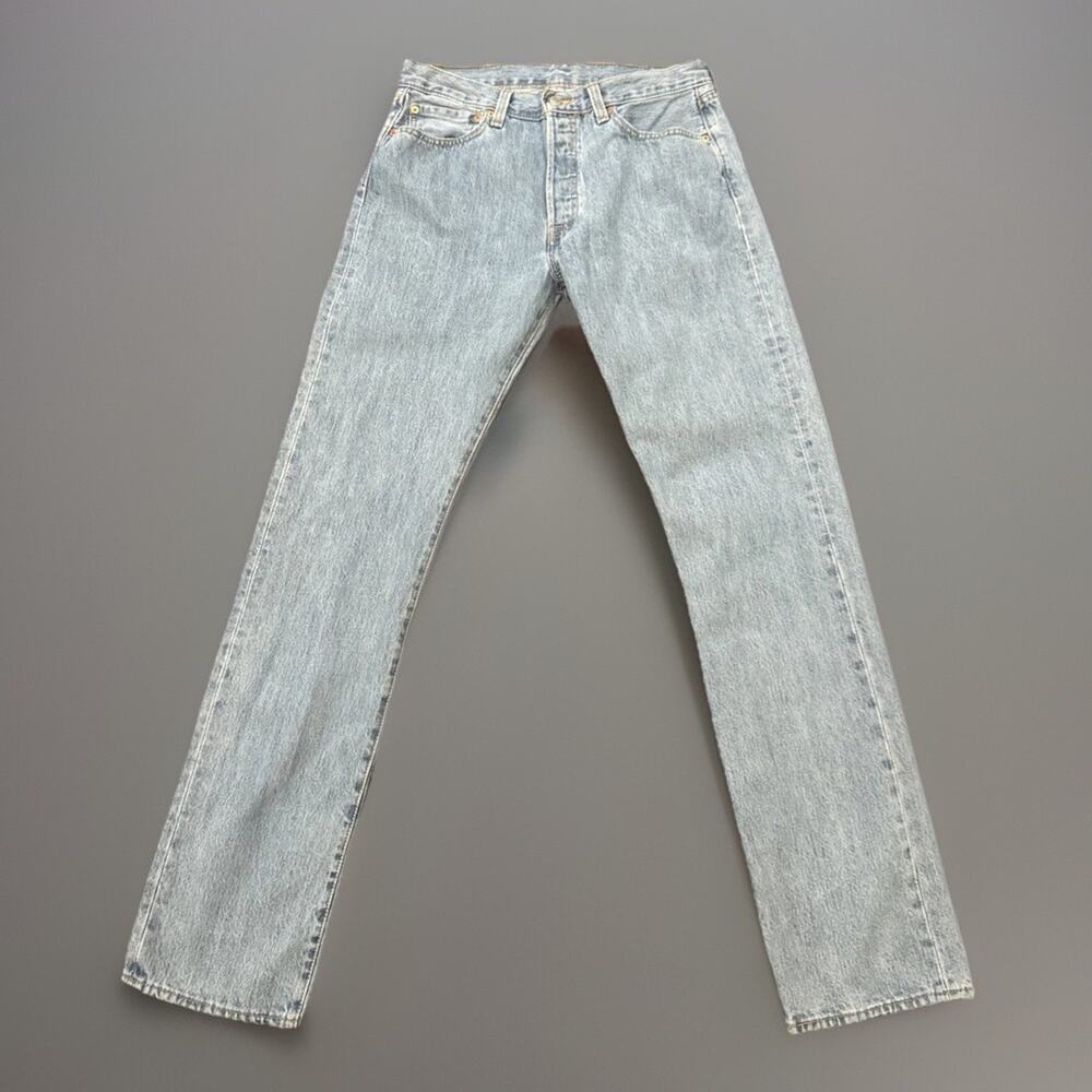 Men's 32x36 Levis 501 Jeans Blue Straight Button Fly Light Wash Denim Y2K 2004